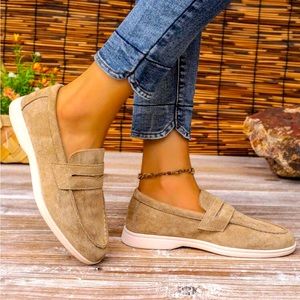 NWT Tan loafers. Euro 41. US 9.5 womens. In box